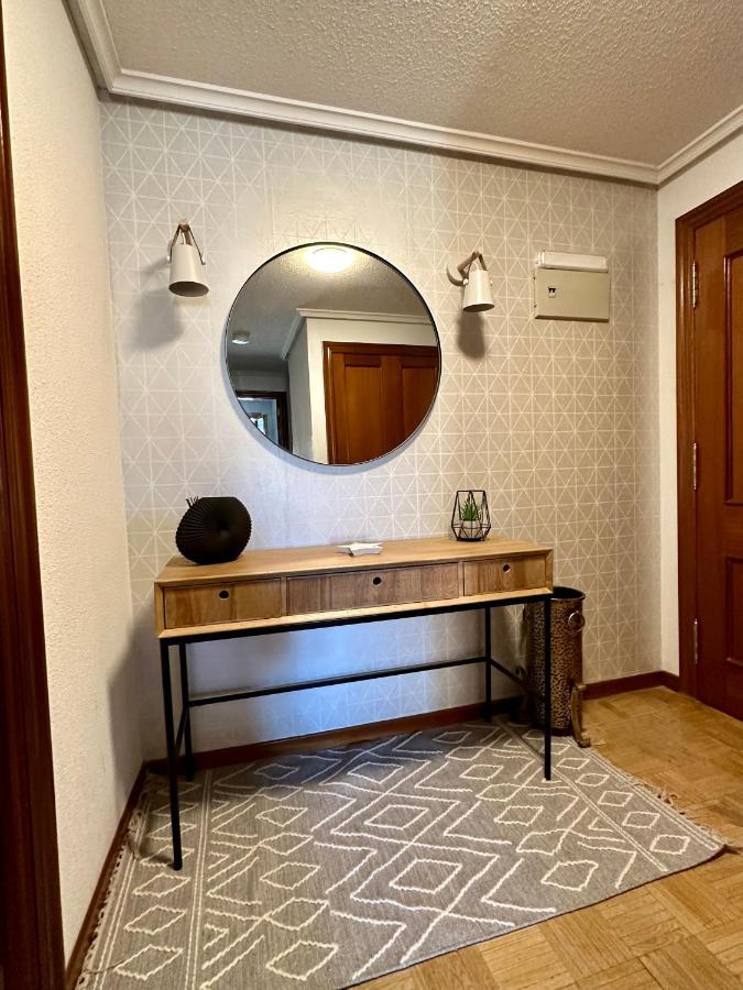 Yoli, Centrico Con Plaza De Garaje Avilés